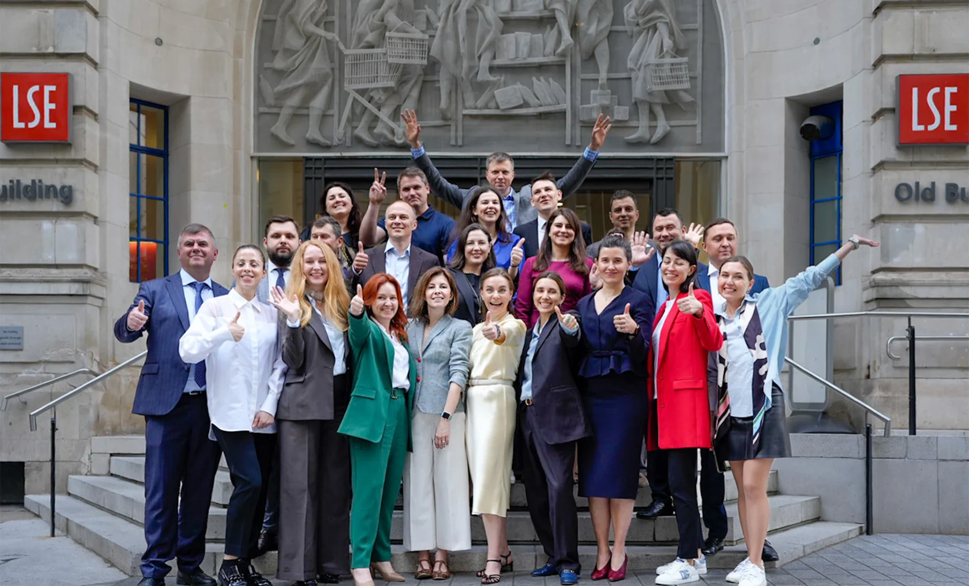 <p><strong>Leaders</strong> for Ukraine — Solutions for the World!</p>
